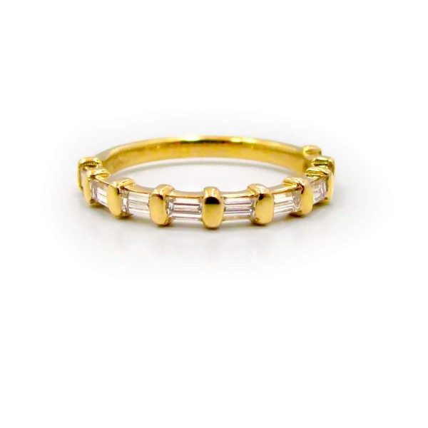 This is a picture of a Baguette Diamond Wedding Band in 14k Yellow Gold