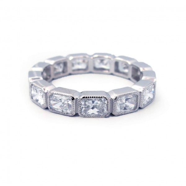 This is a picture of a Radiant Cut Bezel Set Diamond Eternity Band