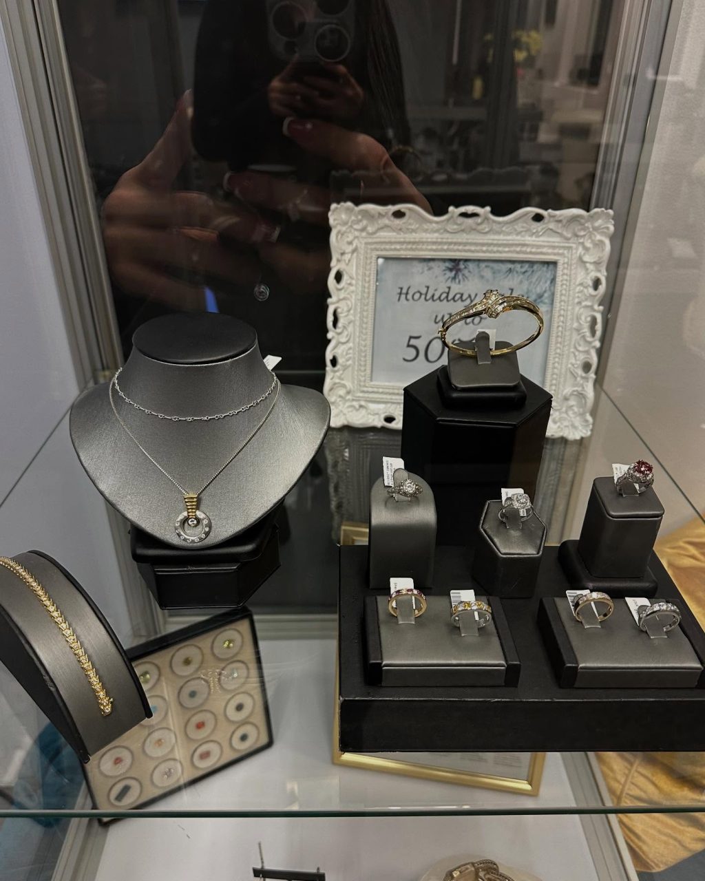 Instagram post from r.g.jewelers. This post is in position 0.