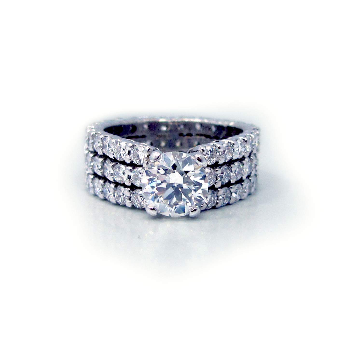 This is a picture of a Three Row Shared Prong Engagement Setting