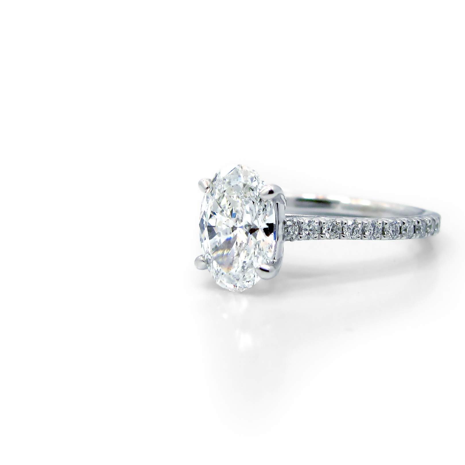 This is a picture of a Split Prong Open Basket Diamond Band Engagement Setting
